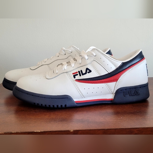 Fila sneakers - Picture 1 of 3